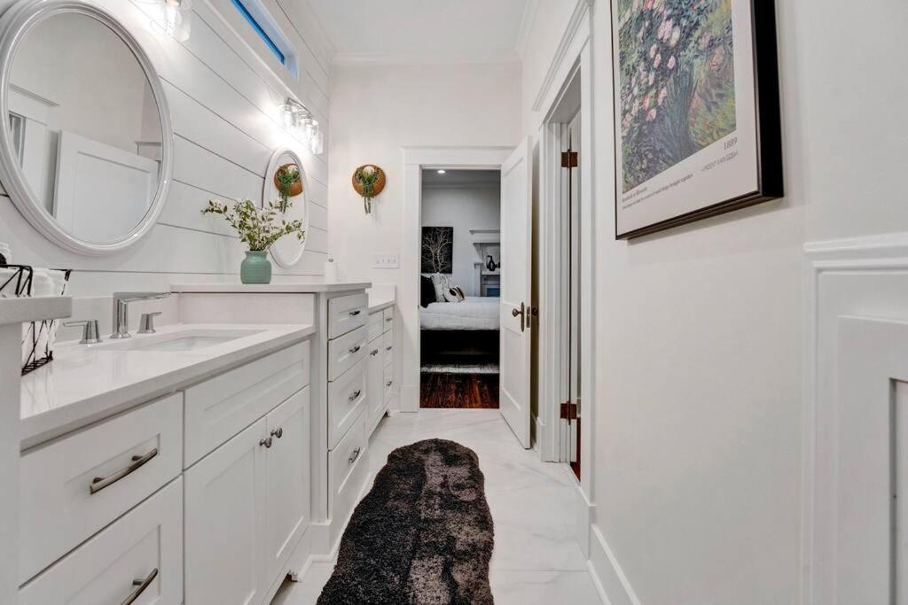 The Victorian - Elegant 3Br Home Near Overton Memphis Esterno foto
