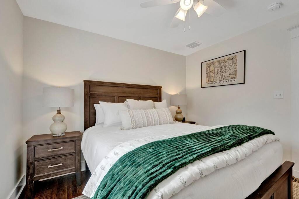 The Victorian - Elegant 3Br Home Near Overton Memphis Esterno foto